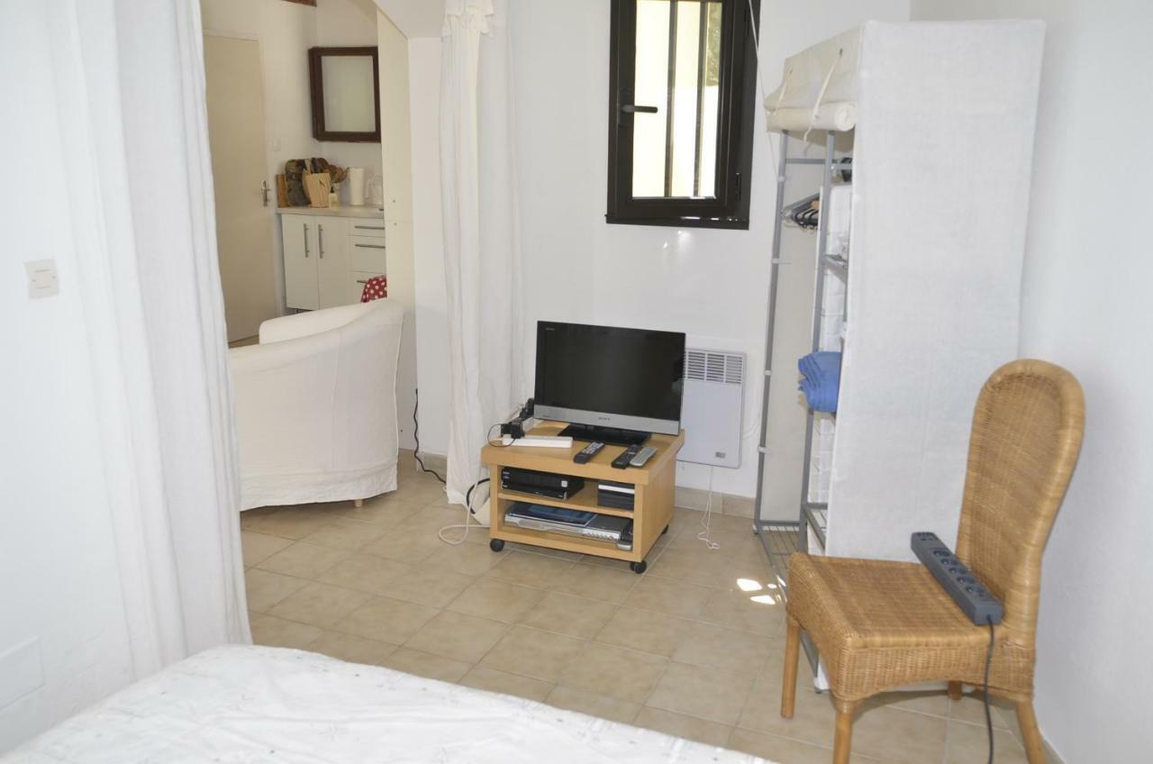 La Petite Cigale Villa Cesseras Exteriör bild