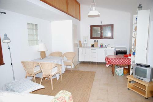 La Petite Cigale Villa Cesseras Exteriör bild
